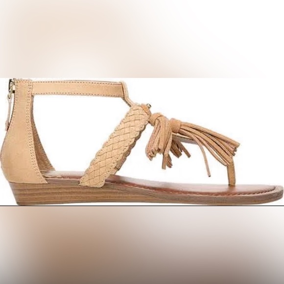 Fergalicious sandals - Picture 2 of 4